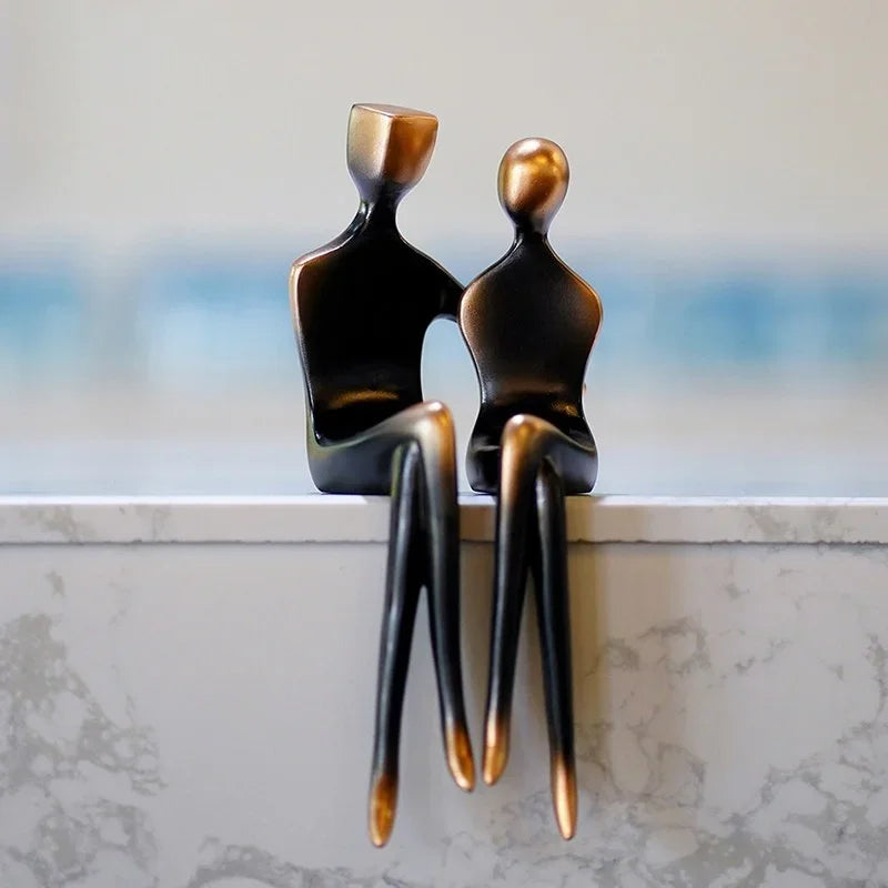 Decorative Bronze Resin Couple Sculpture